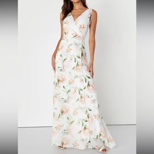 LULUS Romantic Possibilities White Floral Print Maxi Dress Size Large